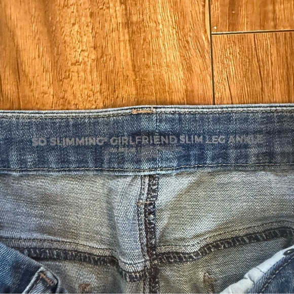 CHICOS Women’s Blue Girlfriend So Slimming Slim Ankle Jeans Size 0.5 (6) - Picture 5 of 13